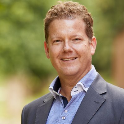 portræt af Henrik Bøll Larsen, leder af Filadelfia Uddannelse.